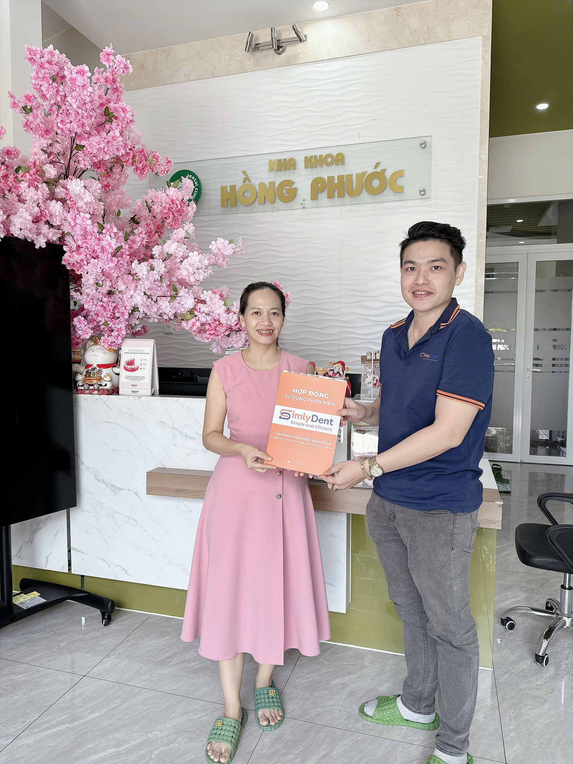 Nha khoa Hồng Phước